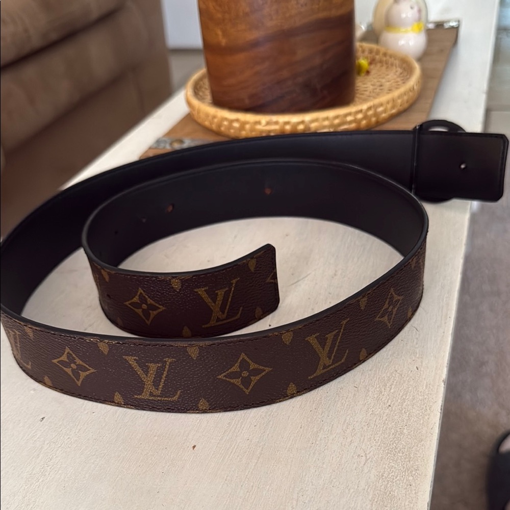 Louis Vuitton Women’s Brown Belt - Picture 3 of 7